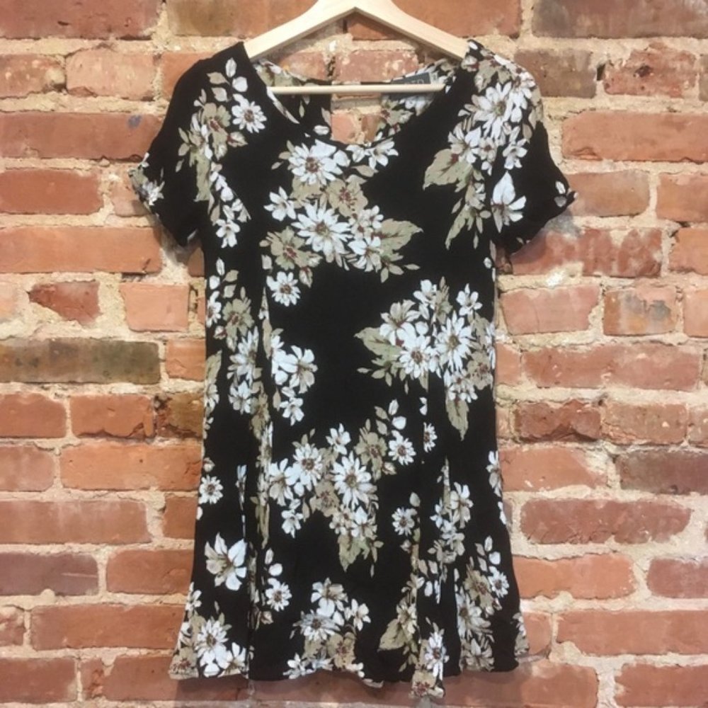 ASTR the Label Floral Dress 90s Y2K Size XS